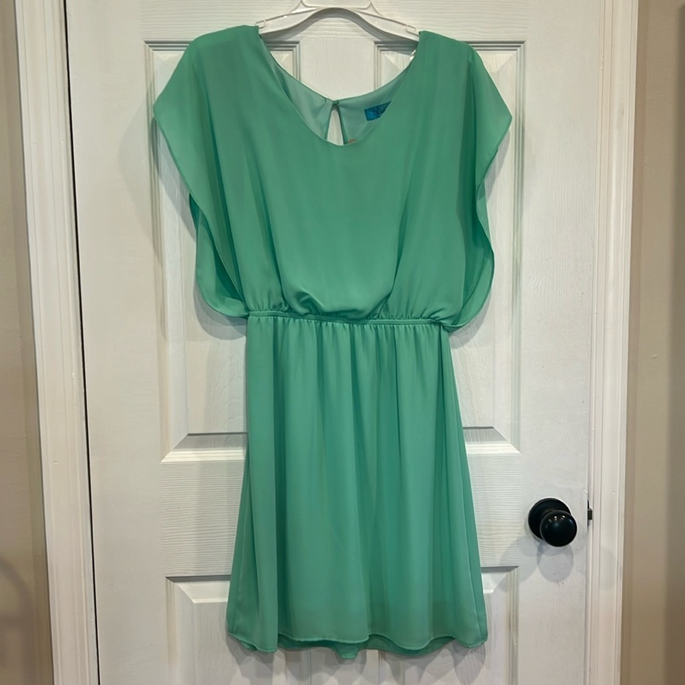 Aquamarine dolman sleeve women dress size M. New with tags.